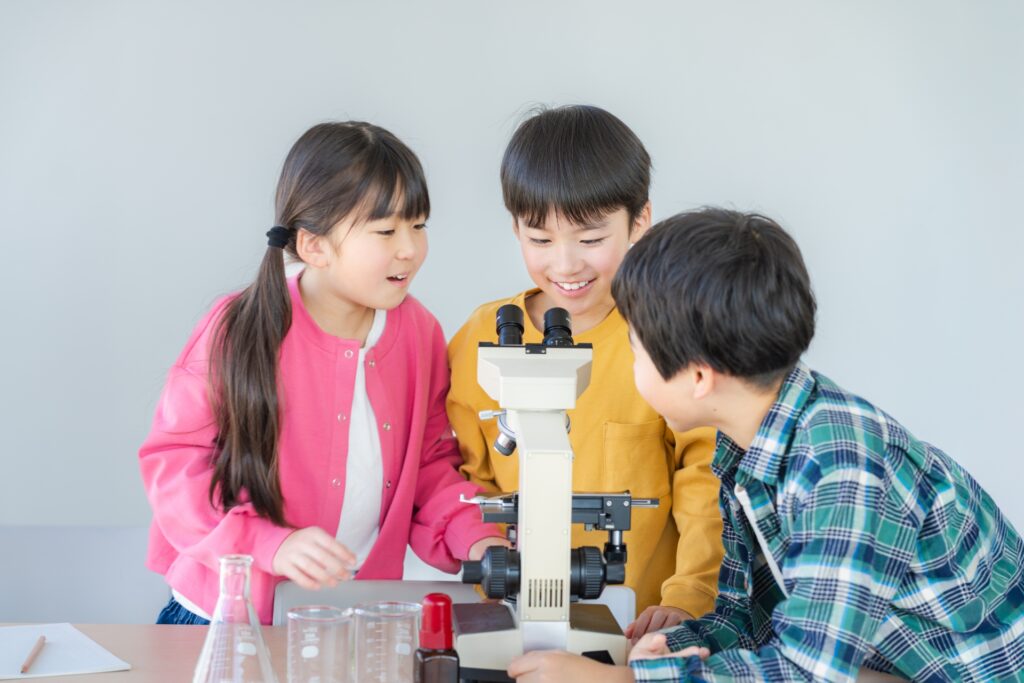 【特徴】STEAM教育で育む「問いを立てる力」